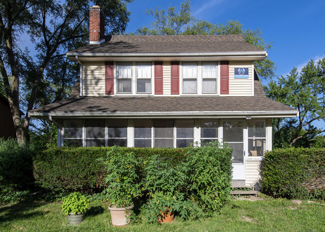 property at 785 N Maple Rd