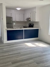 10163 Guidy Ln in Pensacola, FL - Building Photo - Building Photo