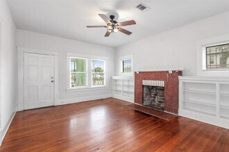 1601 Holman St in Houston, TX - Building Photo - Building Photo