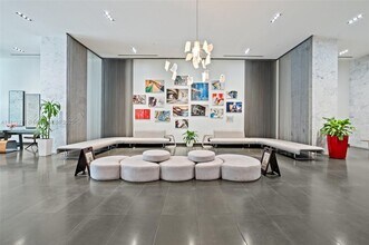 1600 NE 1st Ave, Unit 2420 in Miami, FL - Building Photo - Building Photo