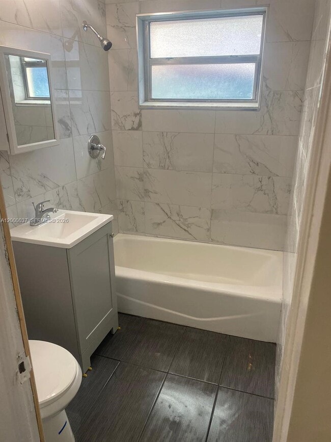 824 84th St in Miami Beach, FL - Building Photo - Building Photo