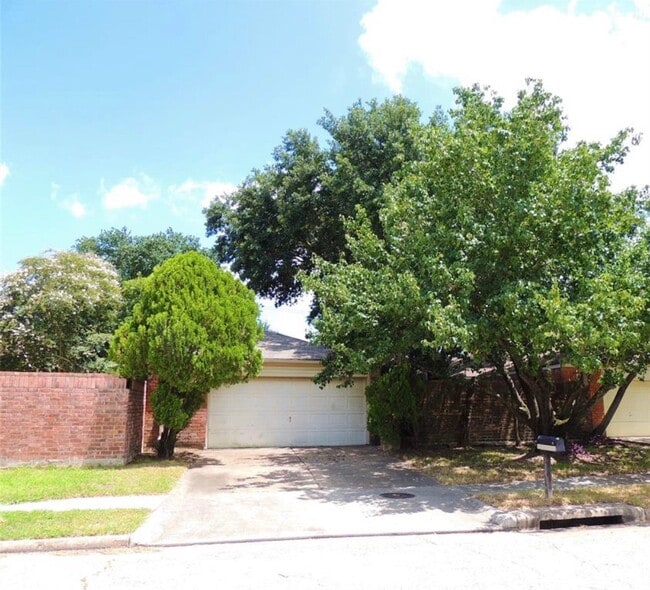 12926 Lima Dr