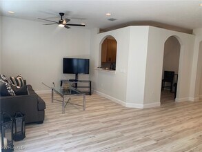 15780 Portofino Springs Blvd in Ft. Myers, FL - Building Photo - Building Photo