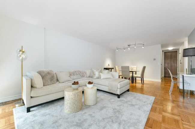 180 Beacon St, Unit 2 in Boston, MA - Building Photo - Building Photo