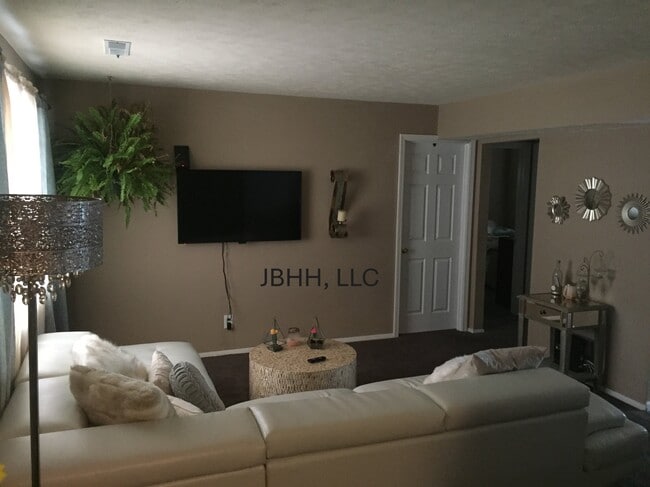 3207 N Peoria Ave, Unit 1 in Peoria, IL - Foto de edificio - Building Photo