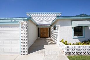 11801 Rexford Rd in Garden Grove, CA - Building Photo