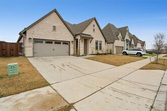 7749 Pondview Ln in Fort Worth, TX - Building Photo - Building Photo