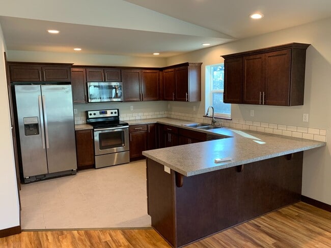 1286 S Halsey Dr in Coupeville, WA - Building Photo - Building Photo