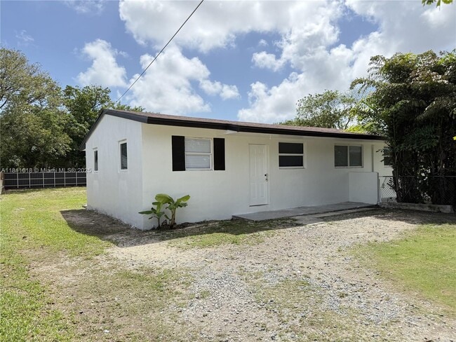 property at 26633 SW 138th Ct