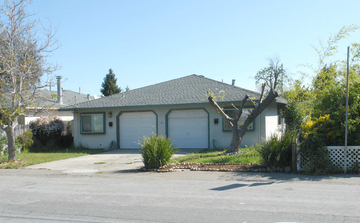 10132-10134 Peninsula Blvd in Cupertino, CA - Building Photo