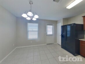 310 Mistflower in New Braunfels, TX - Foto de edificio - Building Photo