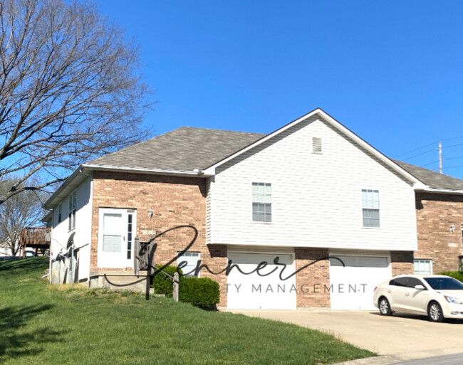 property at 1405 SE Henley Ct