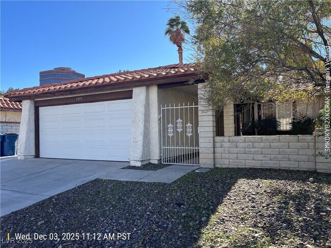 2417 Lourdes Ave in Las Vegas, NV - Building Photo - Building Photo