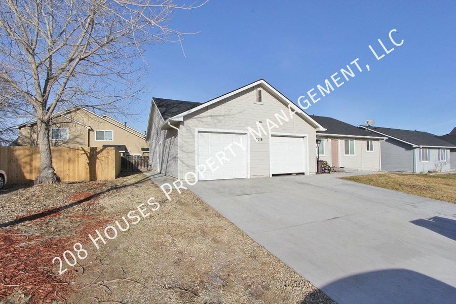 4016 Washington Ave-Unit -B in Caldwell, ID - Building Photo