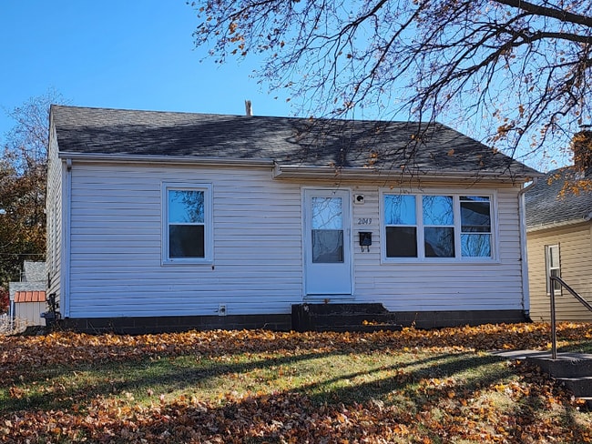 property at 2049 34th St