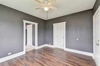 217 Cedar St in Freeport, TX - Building Photo - Building Photo
