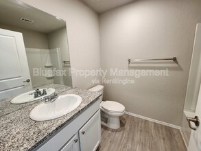 12103 Overton Wy in San Antonio, TX - Building Photo - Building Photo