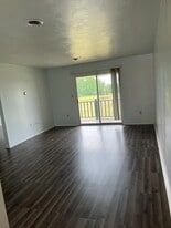 2275 N Cable Rd, Unit 91 in Lima, OH - Building Photo