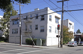 Fulton Apartments in Berkeley, CA - Building Photo - Building Photo