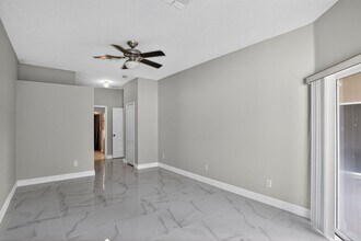 10181 Marsh Pine Cir in Orlando, FL - Building Photo - Building Photo