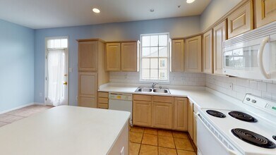 9219 Owings Choice Ct in Owings Mills, MD - Building Photo - Building Photo