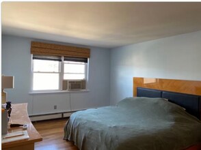 364 Hoover Ave in Bloomfield, NJ - Building Photo - Building Photo