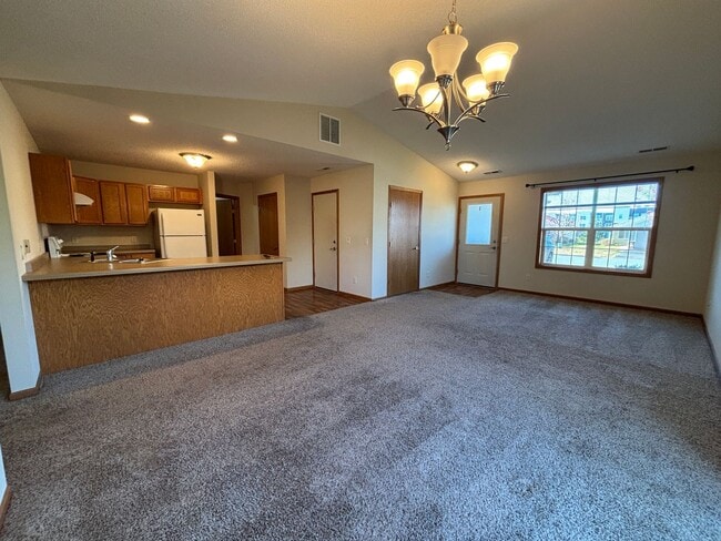 property at 1548 Gunston Dr