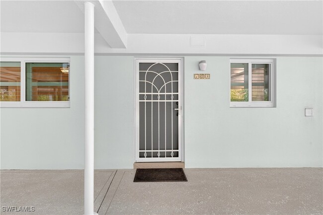 3930 Belair Ln in Naples, FL - Building Photo - Building Photo