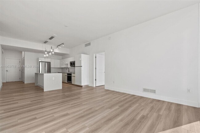 101 Diplomat Pkwy, Unit 2503 in Hallandale Beach, FL - Building Photo - Building Photo