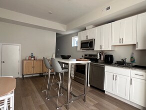 2700 Sears St in Philadelphia, PA - Building Photo - Building Photo