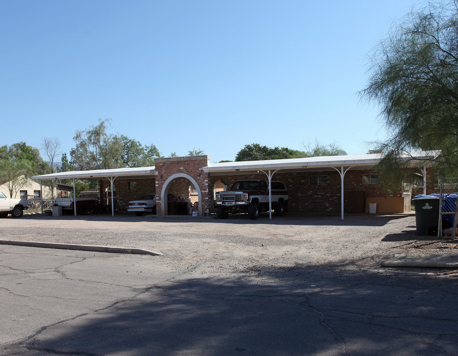 2136-2144 N Bell Ave in Tucson, AZ - Foto de edificio