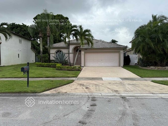 3746 Old Lighthouse Cir