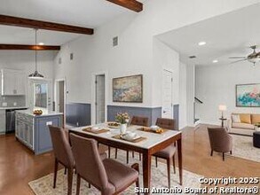 603 Burleson St in San Antonio, TX - Building Photo - Building Photo