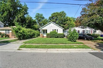 7483 Hughart St in Norfolk, VA - Building Photo - Building Photo