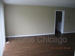 236 Whidah Ct in Schaumburg, IL - Building Photo - Building Photo