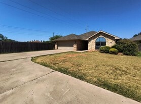 709 Durham Ct in San Angelo, TX - Building Photo
