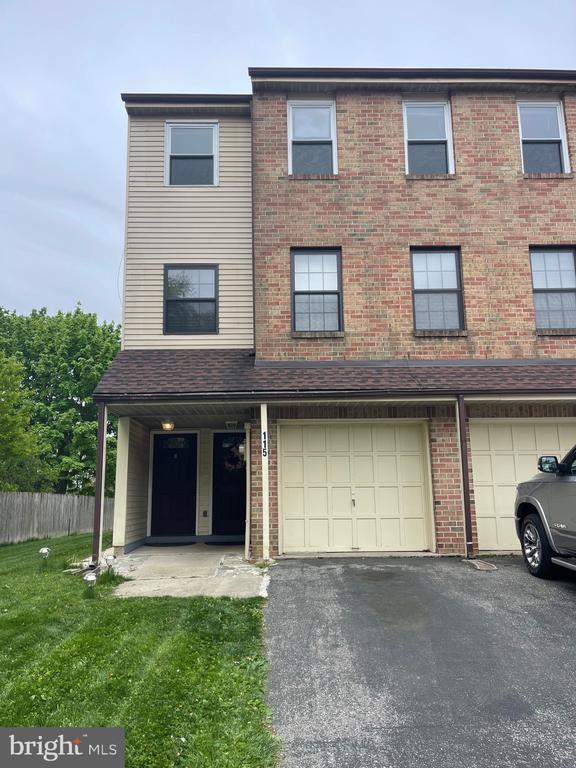 property at 115 Chaucer Rd