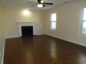 4782 Shallow Ridge Rd NE in Kennesaw, GA - Building Photo - Building Photo