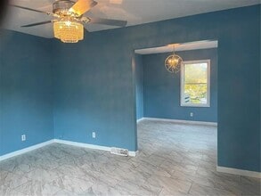 531 West End Ave in Coraopolis, PA - Building Photo - Building Photo