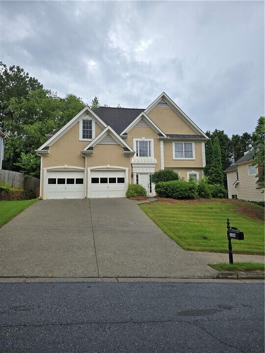 1434 Oglethorpe Dr in Suwanee, GA - Building Photo