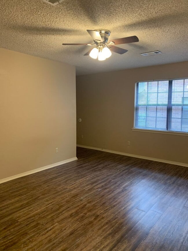 507 Valley Dr in Russellville, AR - Building Photo - Building Photo