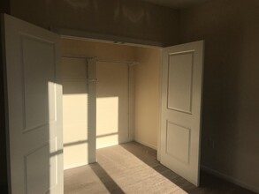 186 Broadway-Unit -301 in Bayonne, NJ - Building Photo - Building Photo