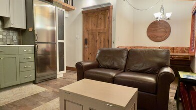 226 Mogul Hill Rd-Unit -#7 in Sandpoint, ID - Building Photo - Building Photo