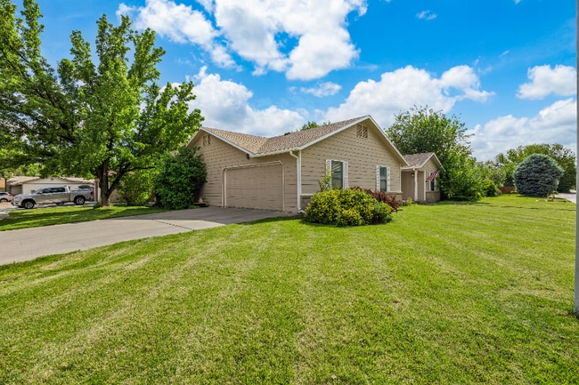 2923 Bonito Ave in Grand Junction, CO - Foto de edificio - Building Photo