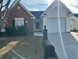 5138 Fiddlers Run Dr in Kernersville, NC - Building Photo