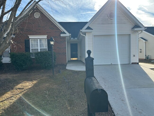 property at 5138 Fiddlers Run Dr