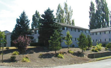 Timber Ridge Apartments in Gresham, OR - Building Photo - Building Photo