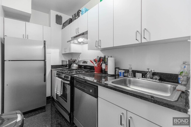 property at 145 W 55th St