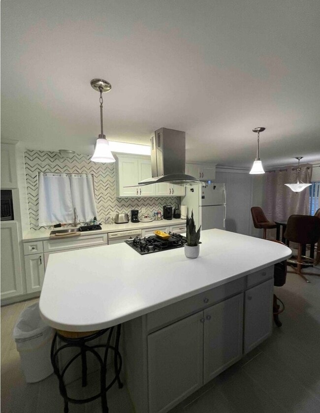 property at 73390 Broadmoor Dr