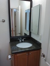 440 Dempsey Rd, Unit 241 in Milpitas, CA - Foto de edificio - Building Photo